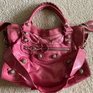 Balenciaga city Fuchsia Leather Shoulder Bag